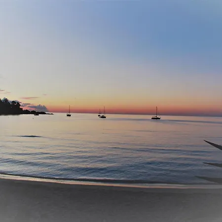 And Cozy アパート